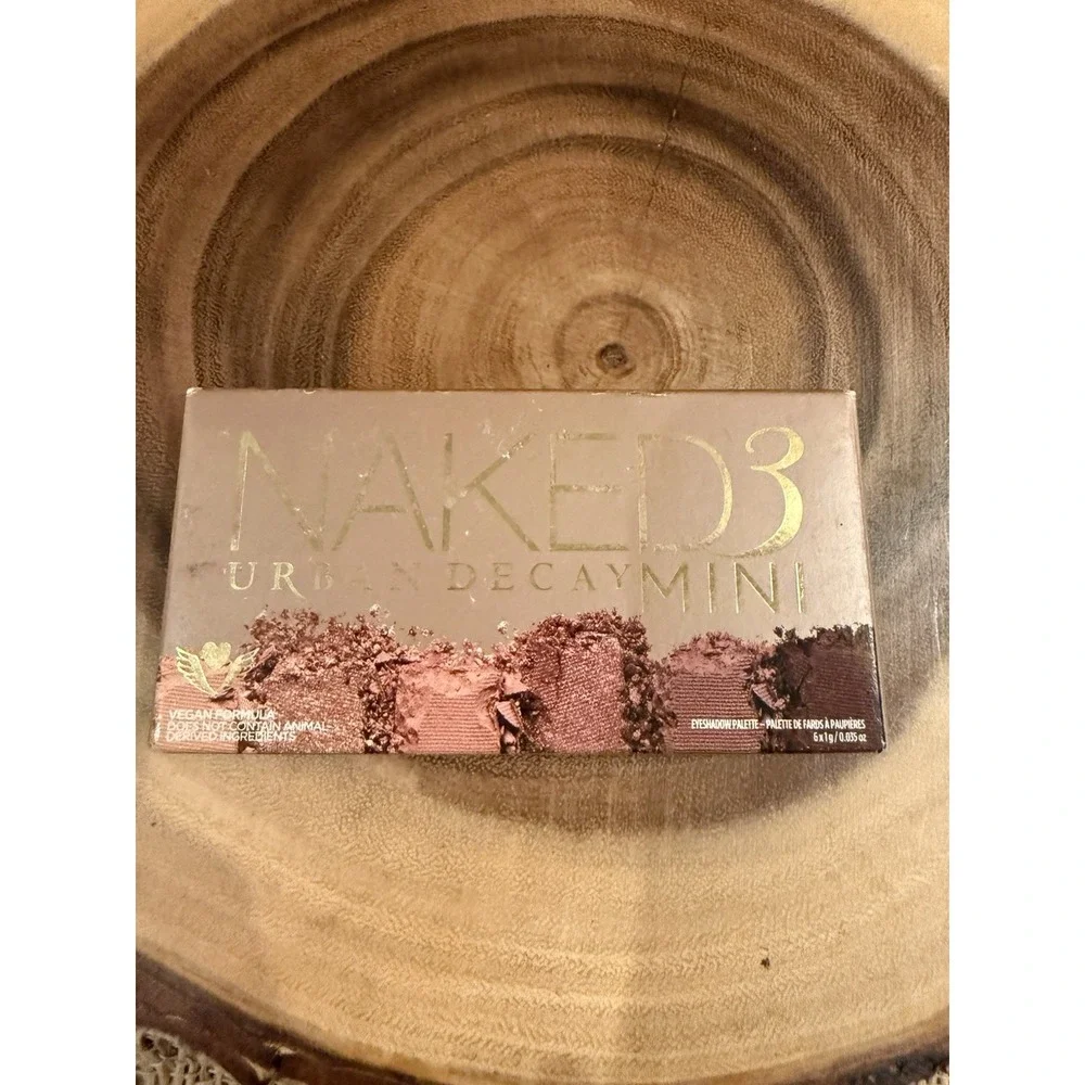 Urban Decay Naked 3 Mini Eyeshadow Palette Pink & Neutral